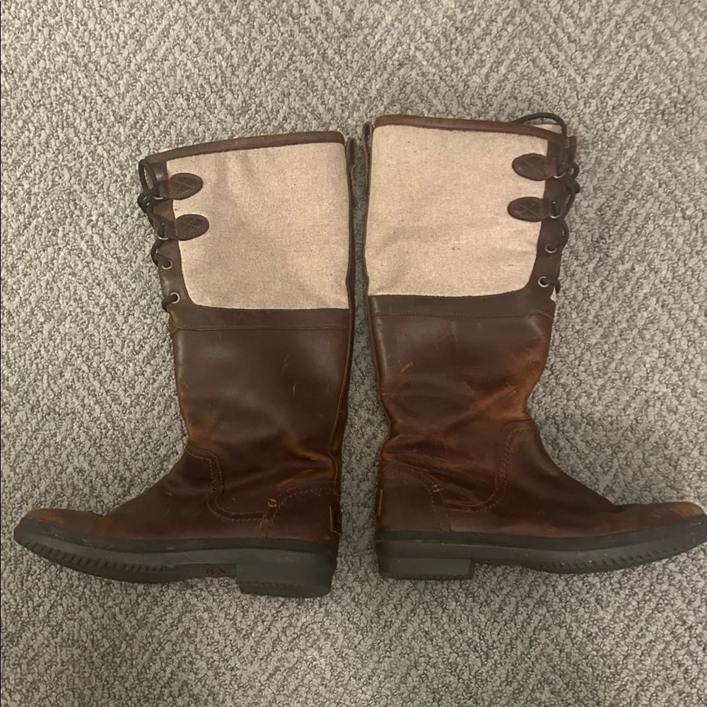 Ugg Womens Elsa leather field boots - Picture 2 of 10